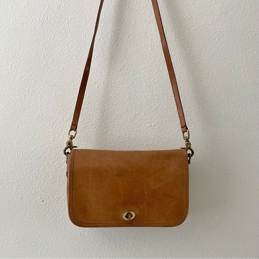 Vintage Coach Dinky Bonnie Tan Cowhide Leather Crossbody Bag 0397